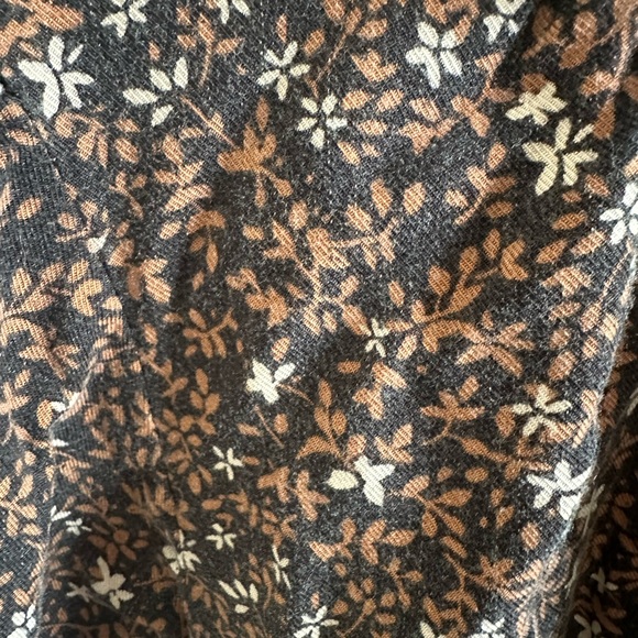 Rylee + Cru XS Blouse - Picture 4 of 5